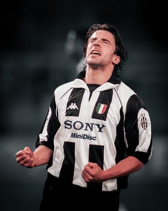 Juventus 1998 Retro Jersey