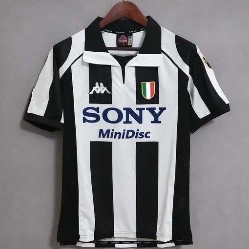 Juventus 1998 Retro Jersey